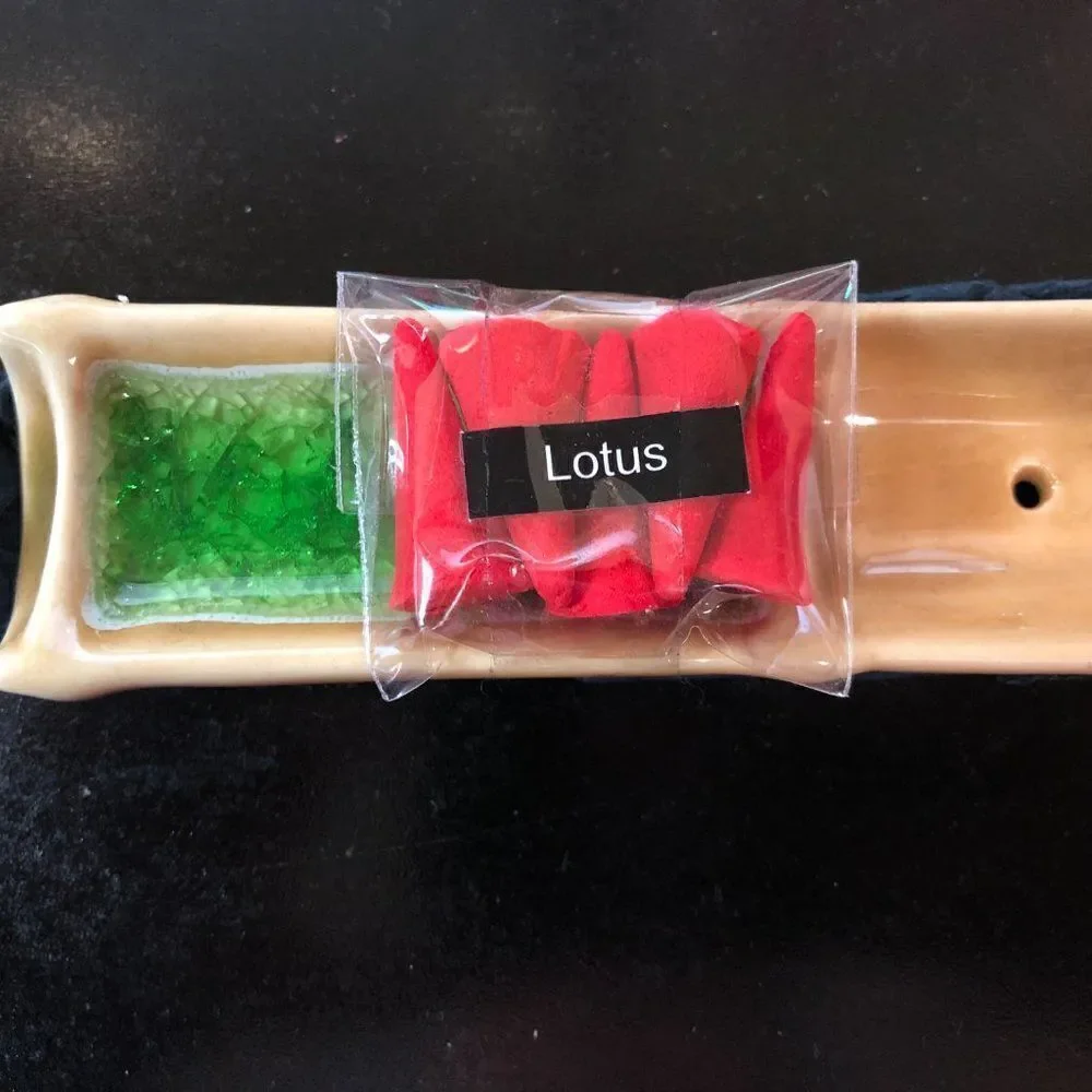 Candle & Incense Gift Box - Red - Picture 4 of 9